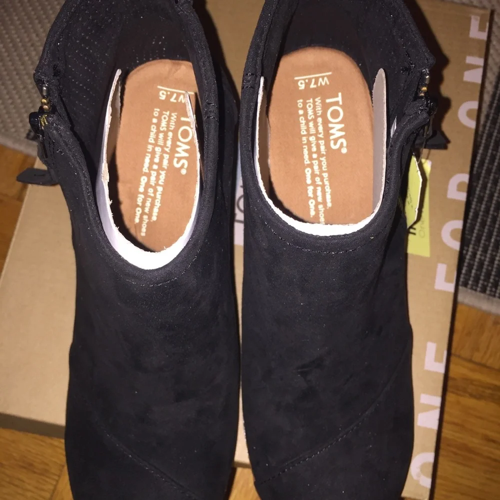 Toms Black Suede Wedge Ankle Boots with Tan Wedge